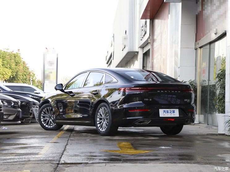 一汽奔腾 奔腾B70 2024款 2.0T 一汽奔腾 奔腾B70 2024款 2.0T