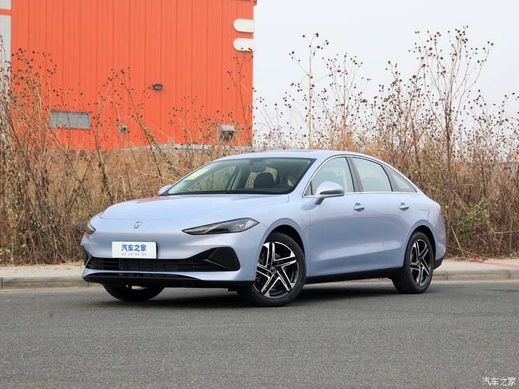 上汽集团 荣威D7 2023款 DMH 125km 超越版 上汽集团 荣威D7 2023款 DMH 125km 超越版