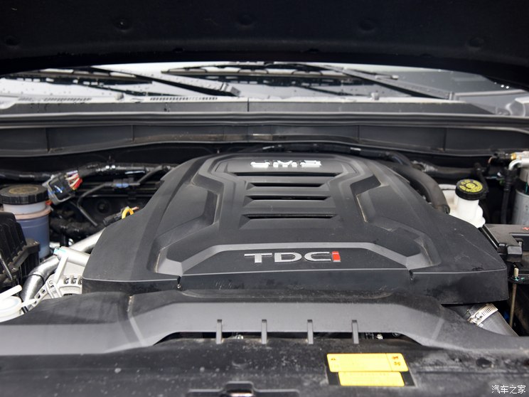 江铃汽车 域虎7 2022款 2.0T自动柴油四驱尊享型标轴 江铃汽车 域虎7 2022款 2.0T自动柴油四驱尊享型标轴