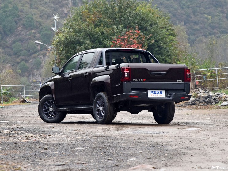 江铃汽车 域虎7 2022款 2.0T自动柴油四驱尊享型标轴 江铃汽车 域虎7 2022款 2.0T自动柴油四驱尊享型标轴