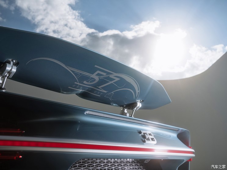 布加迪 Chiron 2023款 Super Sport 57 One of One 布加迪 Chiron 2023款 Super Sport 57 One of One