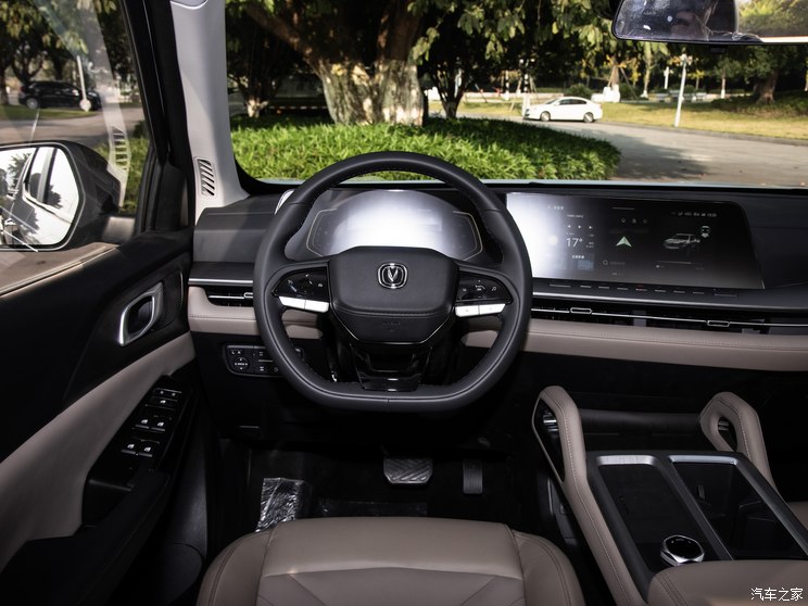 长安汽车 长安猎手 2024款 2.0T 四驱标箱 长安汽车 长安猎手 2024款 2.0T 四驱标箱