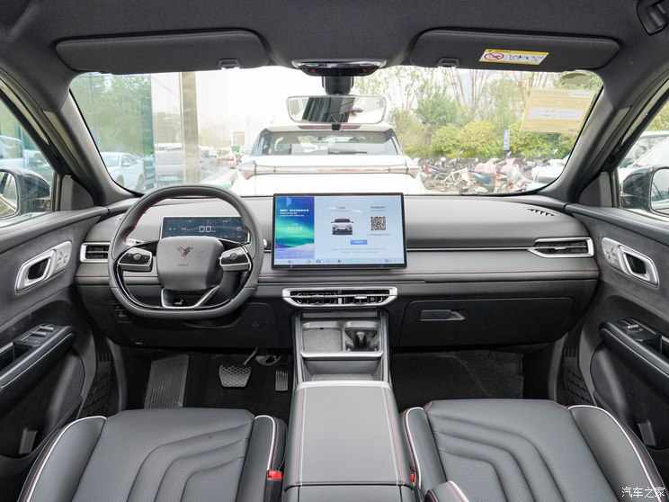 合众汽车 哪吒X 2023款 400 Lite 合众汽车 哪吒X 2023款 400 Lite