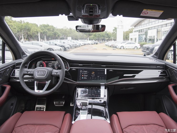 奥迪(进口) 奥迪SQ7 2024款 4.0 TFSI 暗夜骑士版 奥迪(进口) 奥迪SQ7 2024款 4.0 TFSI 暗夜骑士版