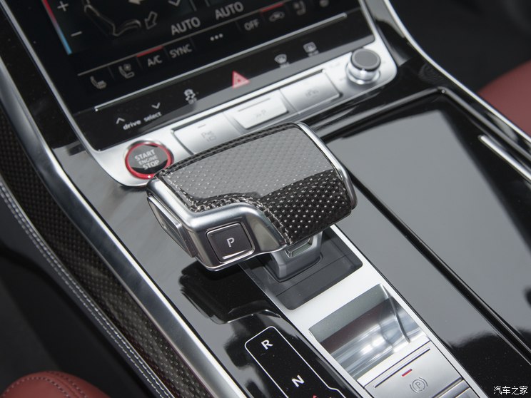 奥迪(进口) 奥迪SQ7 2024款 4.0 TFSI 暗夜骑士版 奥迪(进口) 奥迪SQ7 2024款 4.0 TFSI 暗夜骑士版