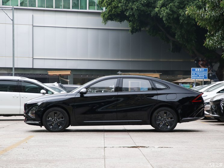 上汽通用五菱 五菱星光 2023款 70 标准版 上汽通用五菱 五菱星光 2023款 70 标准版