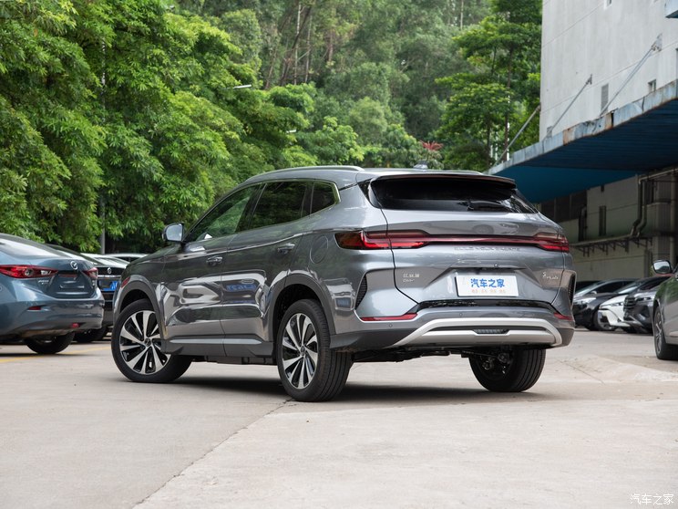 比亚迪 宋PLUS新能源 2023款 冠军版 DM-i 150KM 旗舰PLUS 比亚迪 宋PLUS新能源 2023款 冠军版 DM-i 150KM 旗舰PLUS