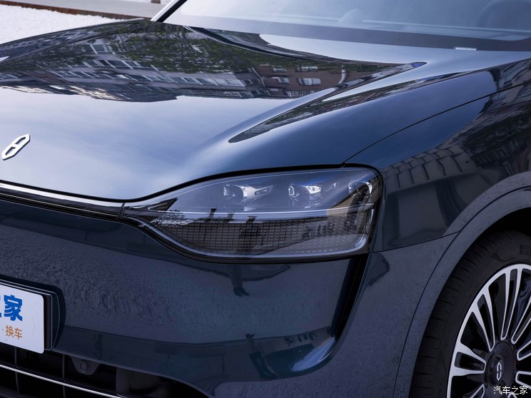 赛力斯汽车 问界M9 2023款 增程 赛力斯汽车 问界M9 2023款 增程