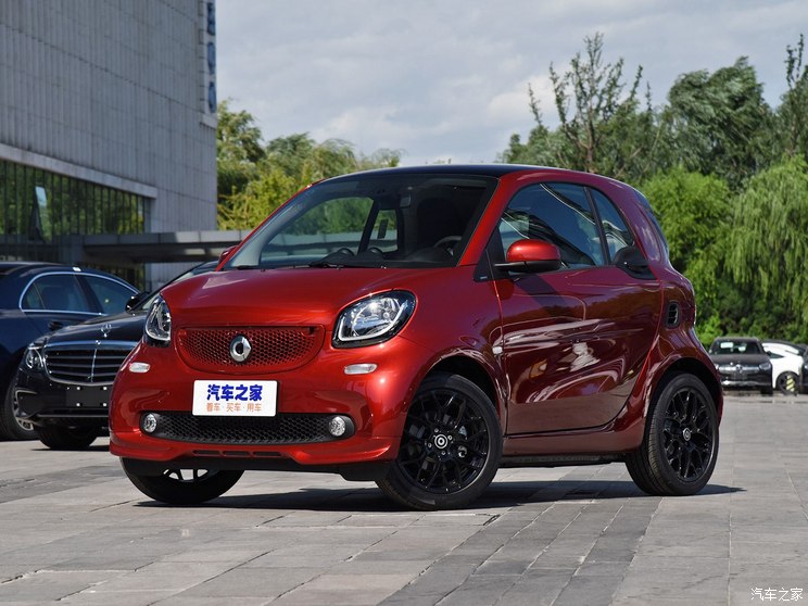 smart(进口) smart fortwo 2019款 0.9T 66千瓦红色瞬间特别版 国VI smart(进口) smart fortwo 2019款 0.9T 66千瓦红色瞬间特别版 国VI