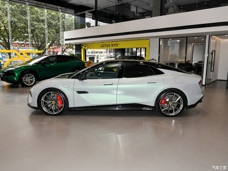 路特斯 路特斯EMEYA 2023款 R+ 路特斯 路特斯EMEYA 2023款 R+