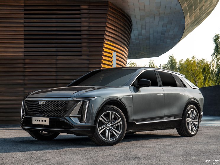 上汽通用凯迪拉克 LYRIQ锐歌 2022款 后驱长续航豪华版 上汽通用凯迪拉克 LYRIQ锐歌 2022款 后驱长续航豪华版