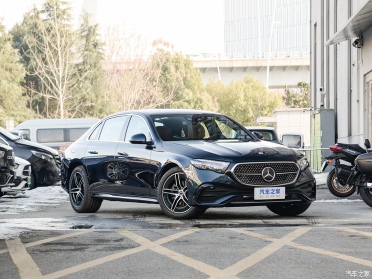 北京奔驰 奔驰E级 2024款 E 260 L 运动型 北京奔驰 奔驰E级 2024款 E 260 L 运动型