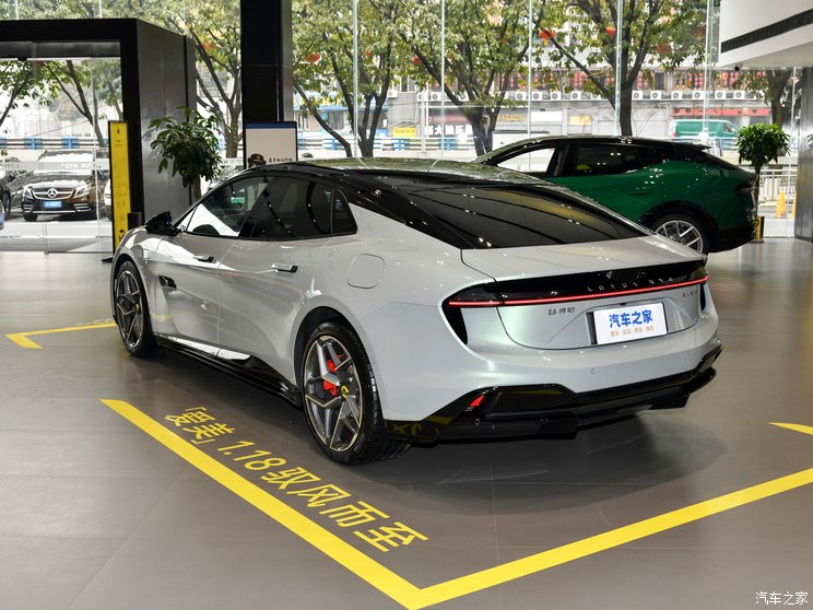 路特斯 路特斯EMEYA 2024款 S+ 路特斯 路特斯EMEYA 2024款 S+