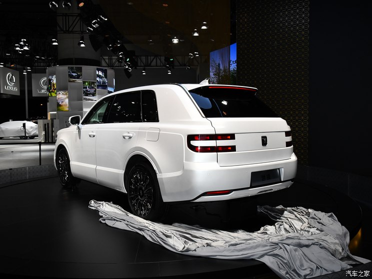 丰田(进口) 世极 2024款 3.5L PHEV 基础版 丰田(进口) 世极 2024款 3.5L PHEV 基础版