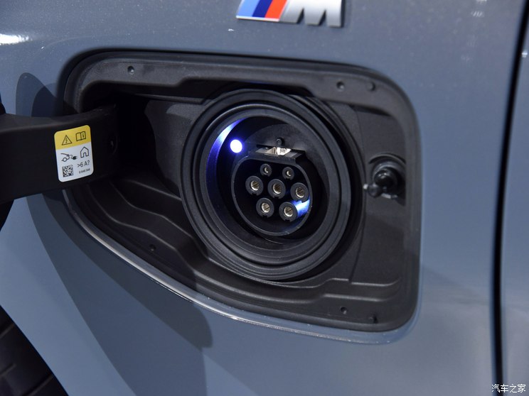 华晨宝马 宝马i5 2024款 eDrive 40L M运动套装 华晨宝马 宝马i5 2024款 eDrive 40L M运动套装