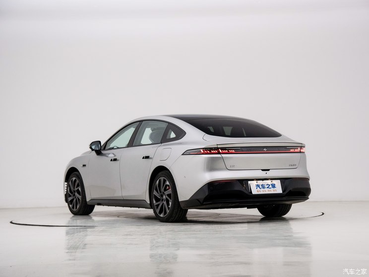 东风乘用车 eπ007 2024款 540四驱Max版 东风乘用车 eπ007 2024款 540四驱Max版