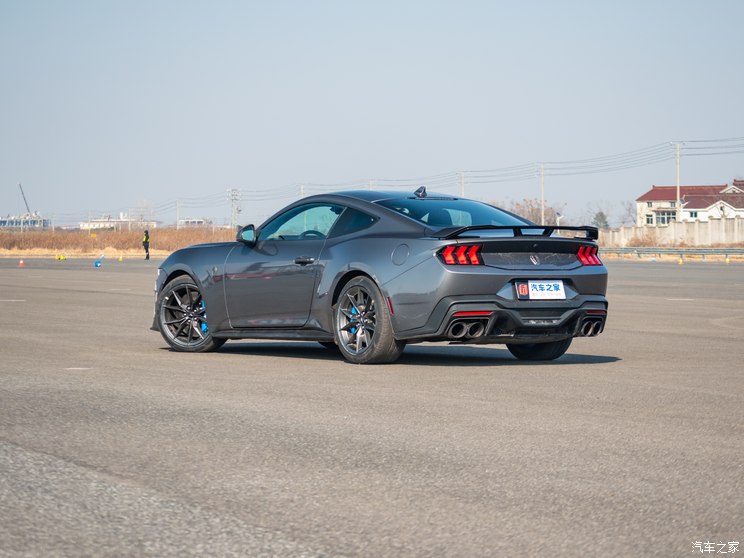 福特(进口) Mustang 2024款 5.0L V8 Dark Horse 福特(进口) Mustang 2024款 5.0L V8 Dark Horse