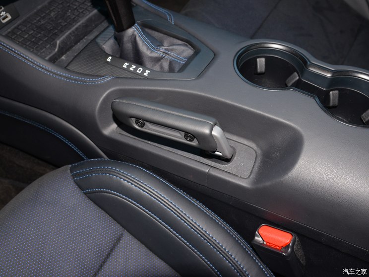 福特(进口) Mustang 2024款 5.0L V8 Dark Horse 福特(进口) Mustang 2024款 5.0L V8 Dark Horse