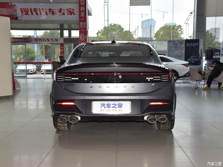 北京现代 索纳塔 2024款 2.0T N Line 低配版 北京现代 索纳塔 2024款 2.0T N Line 低配版