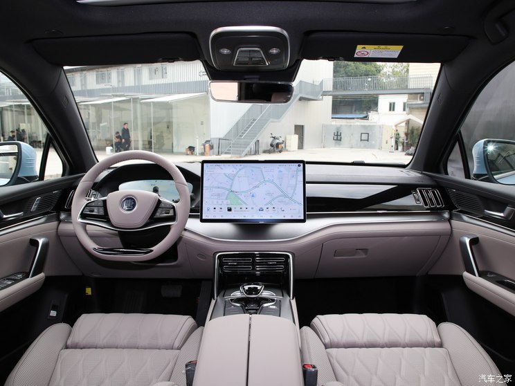 比亚迪 唐新能源 2024款 DM-i 荣耀版 112KM 旗舰型 比亚迪 唐新能源 2024款 DM-i 荣耀版 112KM 旗舰型