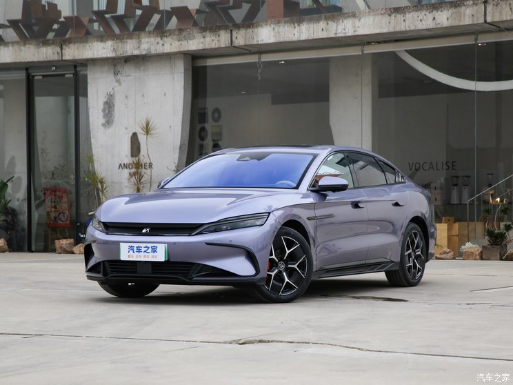 比亚迪 汉 2024款 EV 715KM前驱旗舰型 比亚迪 汉 2024款 EV 715KM前驱旗舰型