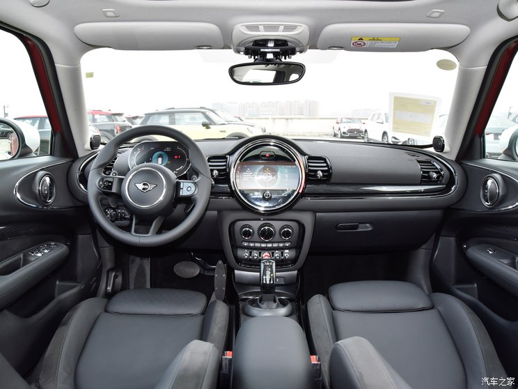 MINI MINI CLUBMAN 2023款 2.0T COOPER S 弧光限量版 MINI MINI CLUBMAN 2023款 2.0T COOPER S 弧光限量版