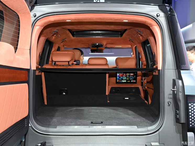 仰望 仰望U8 2023款 豪华版 仰望 仰望U8 2023款 豪华版