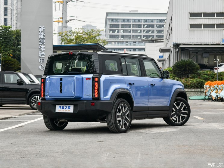 奇瑞新能源 奇瑞iCAR 03 2024款 501km 四驱长续航进阶版 奇瑞新能源 奇瑞iCAR 03 2024款 501km 四驱长续航进阶版