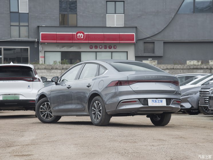 比亚迪 秦PLUS 2023款 冠军版 DM-i 55KM领先型 比亚迪 秦PLUS 2023款 冠军版 DM-i 55KM领先型