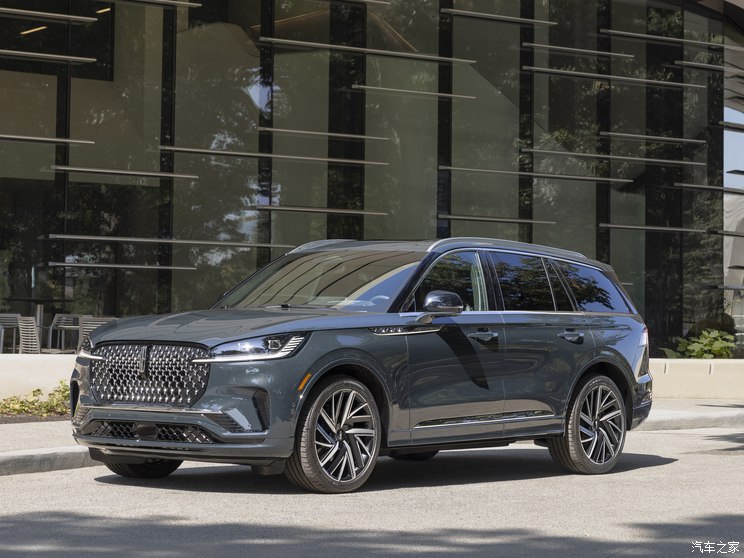 林肯(进口) 飞行家(进口) 2025款 Black Label 美国版 林肯(进口) 飞行家(进口) 2025款 Black Label 美国版