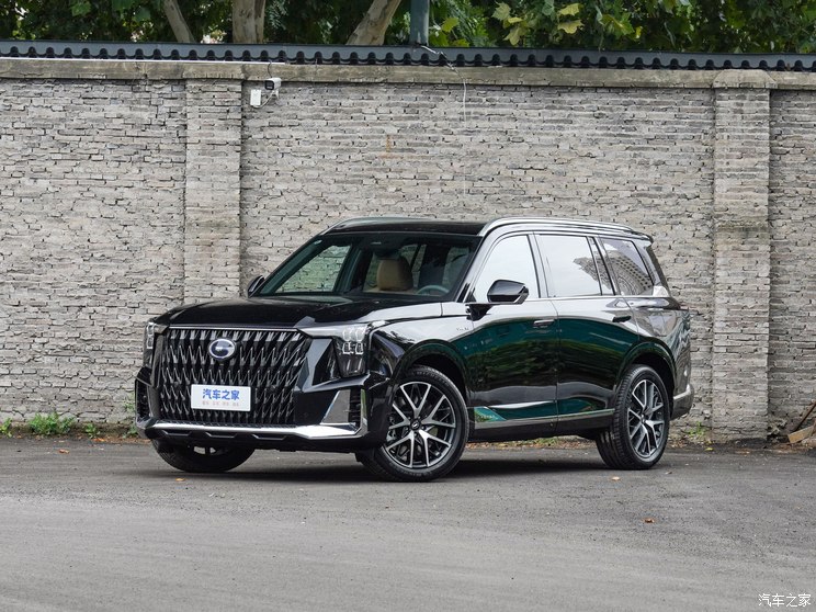 广汽乘用车 传祺ES9 2024款 PHEV 143km 贺岁版 广汽乘用车 传祺ES9 2024款 PHEV 143km 贺岁版