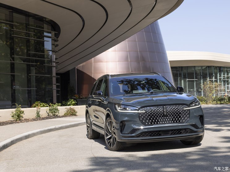 林肯(进口) 飞行家(进口) 2025款 Black Label 美国版 林肯(进口) 飞行家(进口) 2025款 Black Label 美国版