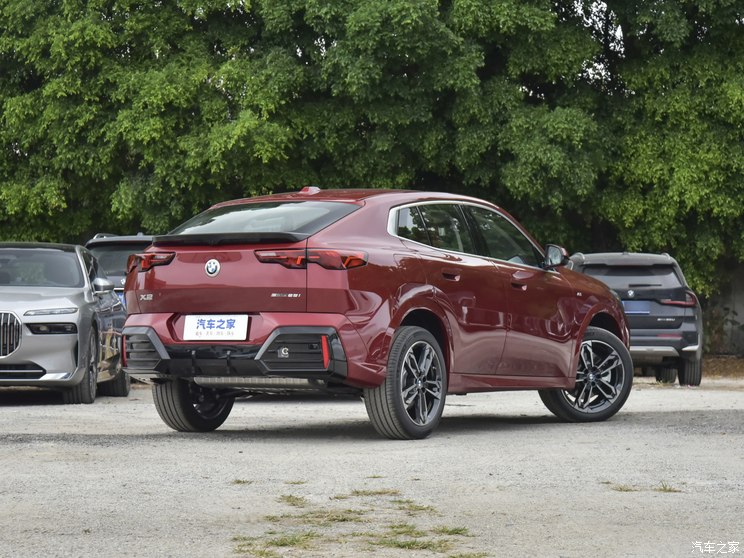 宝马(进口) 宝马X2(进口) 2024款 sDrive25i M运动套装 宝马(进口) 宝马X2(进口) 2024款 sDrive25i M运动套装