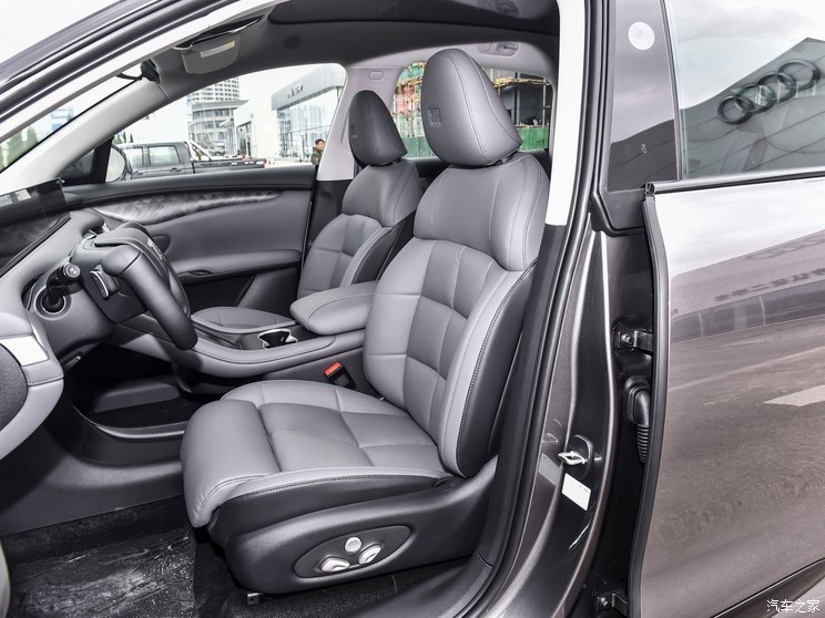 智己汽车 智己LS6 2023款 Max 超长续航版 智己汽车 智己LS6 2023款 Max 超长续航版