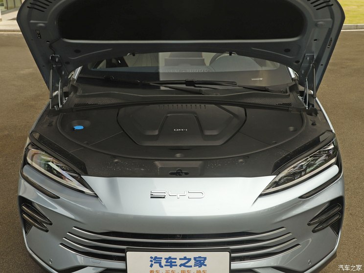 比亚迪 宋PLUS新能源 2023款 冠军版 DM-i 110KM 旗舰PLUS 比亚迪 宋PLUS新能源 2023款 冠军版 DM-i 110KM 旗舰PLUS