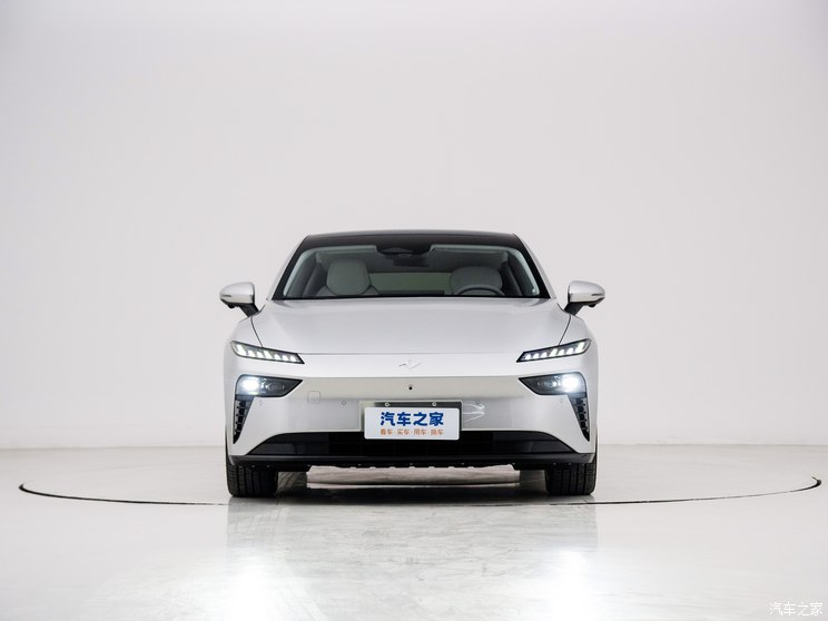 东风乘用车 eπ007 2024款 540四驱Max版 东风乘用车 eπ007 2024款 540四驱Max版