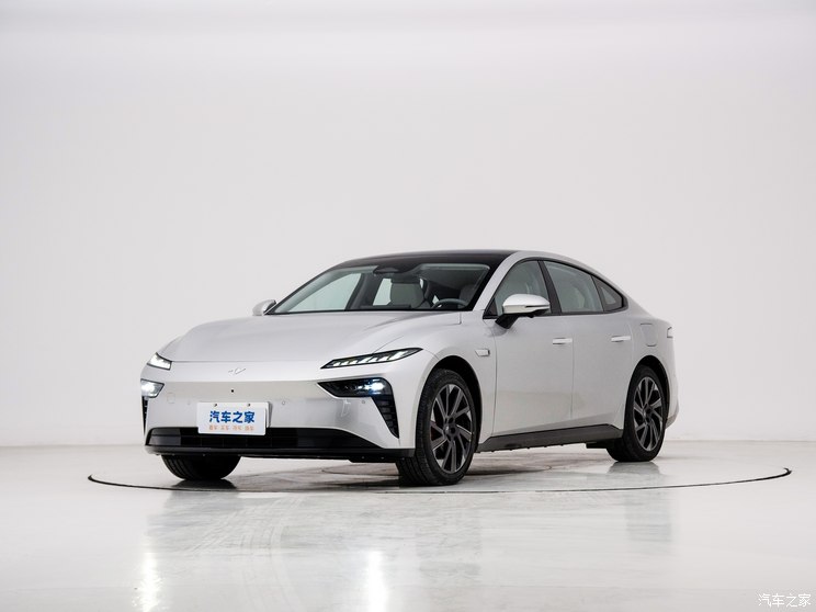 东风乘用车 eπ007 2024款 540四驱Max版 东风乘用车 eπ007 2024款 540四驱Max版