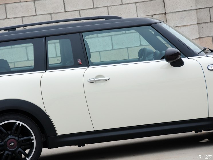 MINI MINI CLUBMAN 2011款 1.6T COOPER S Hampton MINI MINI CLUBMAN 2011款 1.6T COOPER S Hampton