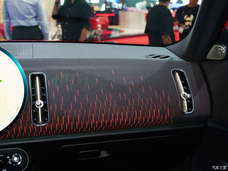 MINI JCW MINI JCW COUNTRYMAN 2024款 2.0T JOHN COOPER WORKS MINI JCW MINI JCW COUNTRYMAN 2024款 2.0T JOHN COOPER WORKS