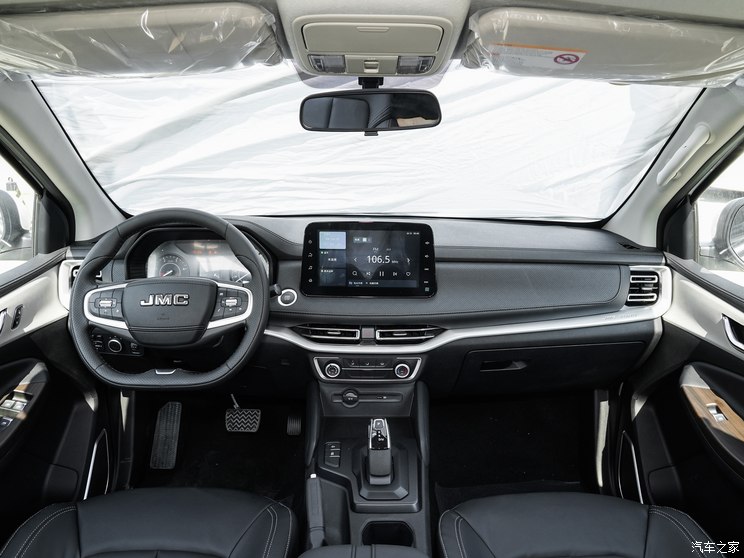 江铃汽车 域虎7 2023款 2.0T自动柴油四驱舒享型长轴 江铃汽车 域虎7 2023款 2.0T自动柴油四驱舒享型长轴