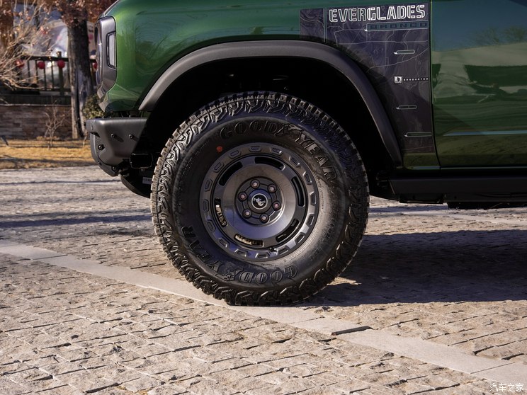 江铃福特 福特烈马 2024款 2.3T Everglades 江铃福特 福特烈马 2024款 2.3T Everglades