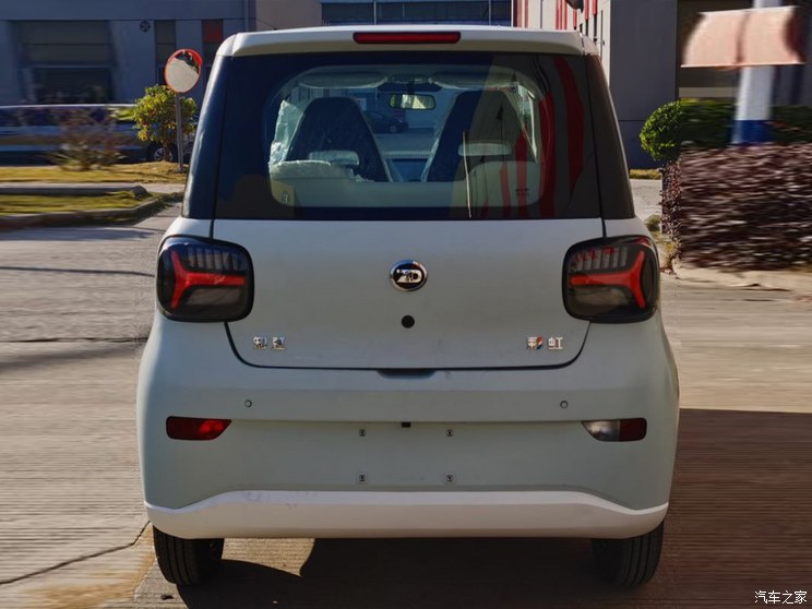 知豆电动车 知豆彩虹 2024款 基本型 知豆电动车 知豆彩虹 2024款 基本型