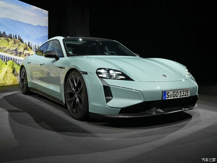 保时捷 Taycan 2024款 Taycan 保时捷 Taycan 2024款 Taycan