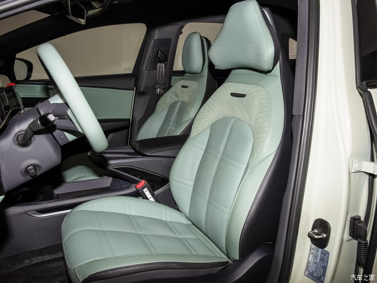 一汽红旗 红旗EH7 2024款 双电机 一汽红旗 红旗EH7 2024款 双电机