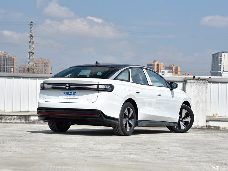 一汽-大众 大众ID.7 VIZZION 2024款 AIR 一汽-大众 大众ID.7 VIZZION 2024款 AIR