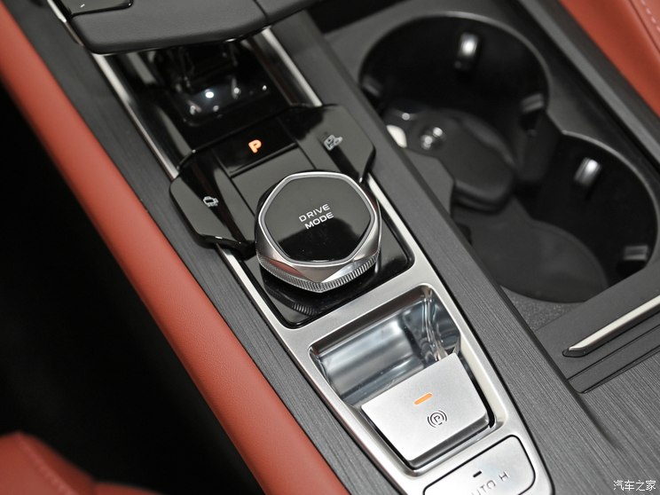 长安汽车 长安CS75 PLUS 2024款 第三代 冠军版 基本型 长安汽车 长安CS75 PLUS 2024款 第三代 冠军版 基本型