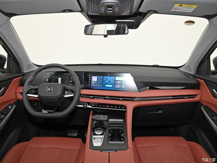 长安汽车 长安CS75 PLUS 2024款 第三代 冠军版 基本型 长安汽车 长安CS75 PLUS 2024款 第三代 冠军版 基本型