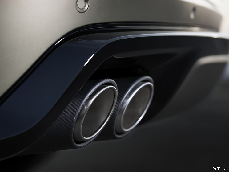 路虎(进口) 揽胜运动版 2023款 SV Edition One 路虎(进口) 揽胜运动版 2023款 SV Edition One