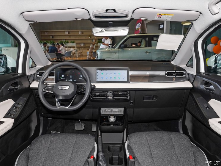 吉利几何 吉利几何E萤火虫 2024款 301km 流光 吉利几何 吉利几何E萤火虫 2024款 301km 流光