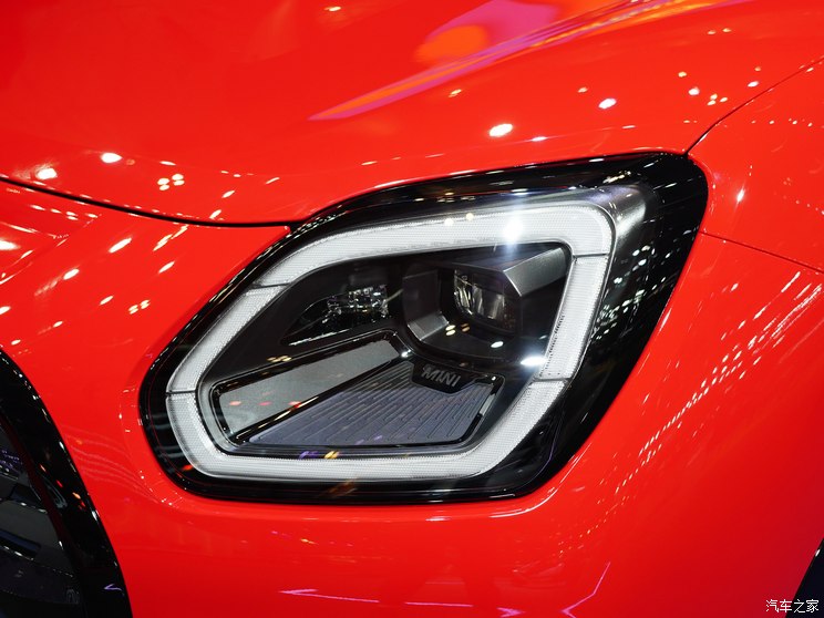 MINI JCW MINI JCW COUNTRYMAN 2024款 2.0T JOHN COOPER WORKS MINI JCW MINI JCW COUNTRYMAN 2024款 2.0T JOHN COOPER WORKS